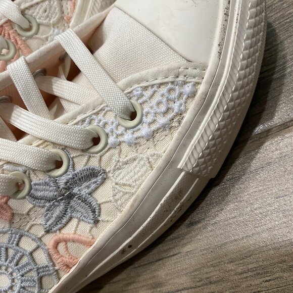 Converse Chuck Taylor All Star Butterfly Crochet Low Top Sneaker 7.5 - Picture 5 of 11